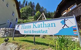 Haus Kathan Bed And Breakfast